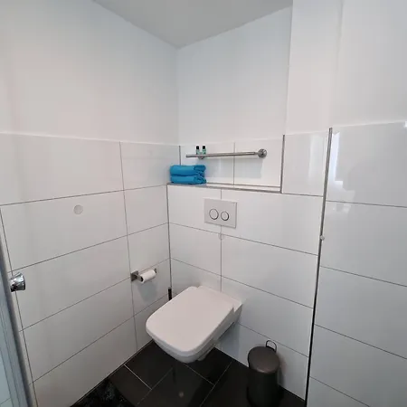 Zwei Schicke Apartments Mit Parkplatz Cologne Room photo