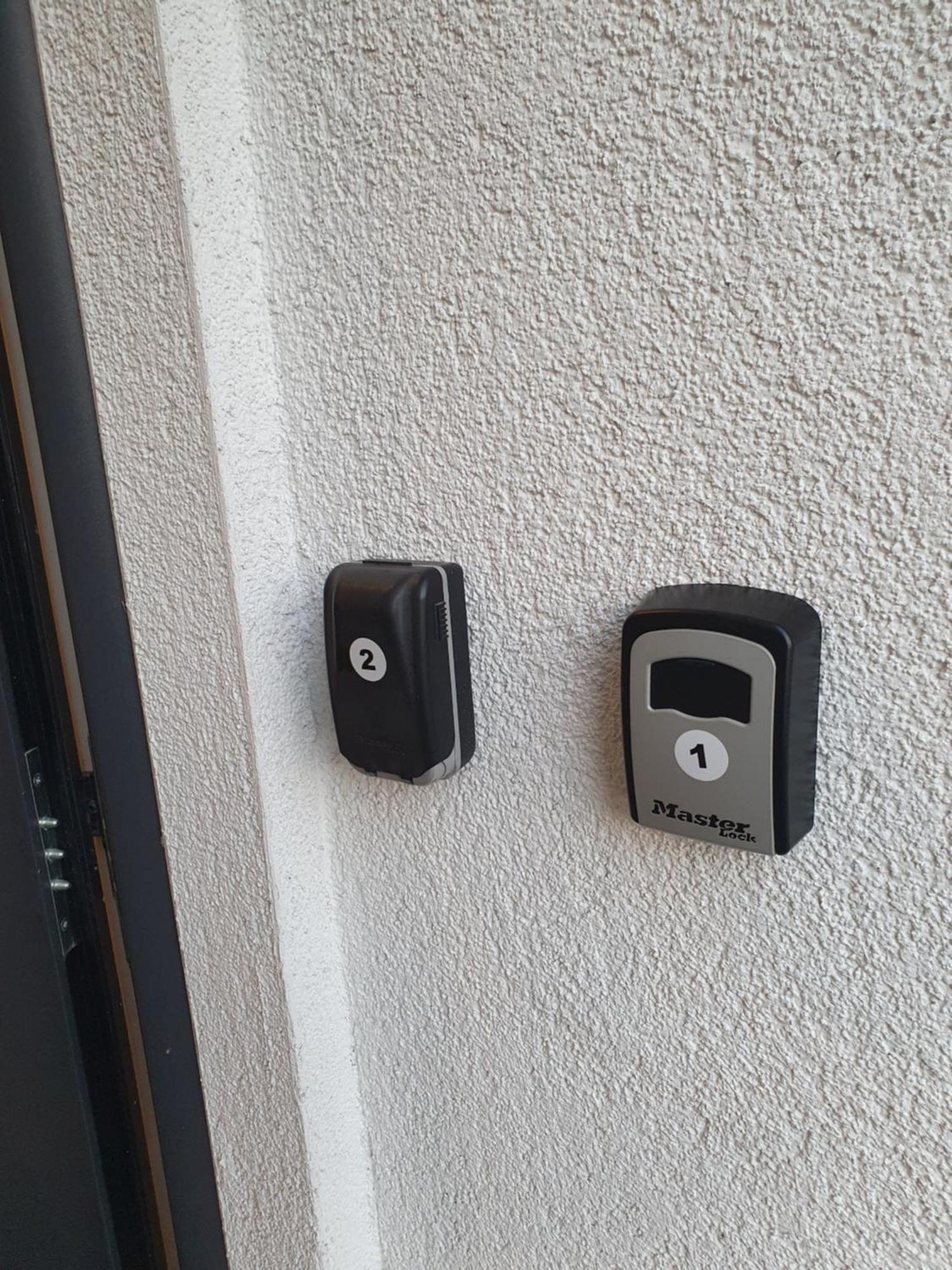 Zwei Schicke Mit Parkplatz Apartment Köln